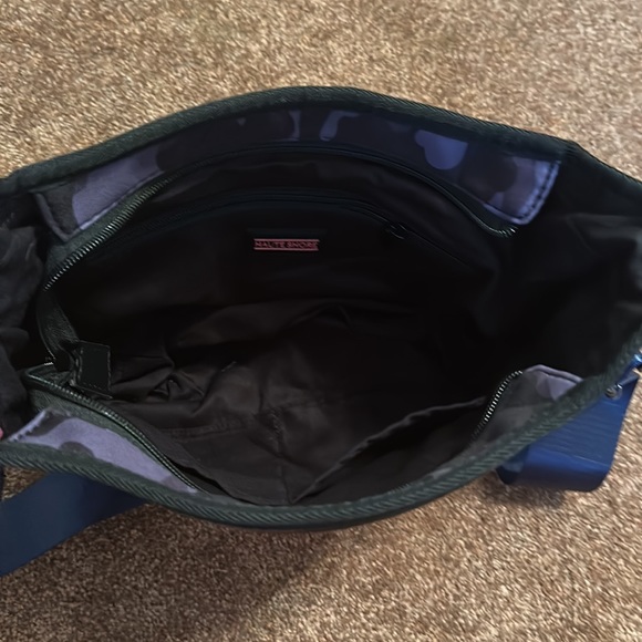 Haute Shore cross body - Picture 2 of 3